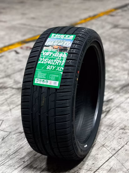 215/55r17/225/60/17 천연 고무 스포츠카 타이어